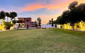 Poonam Palace Near By Airport
